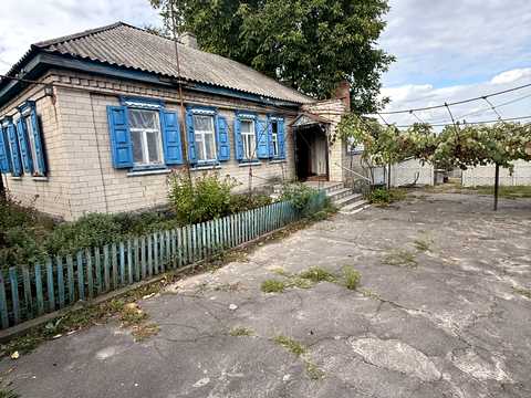 будинок за адресою Центральна, 148