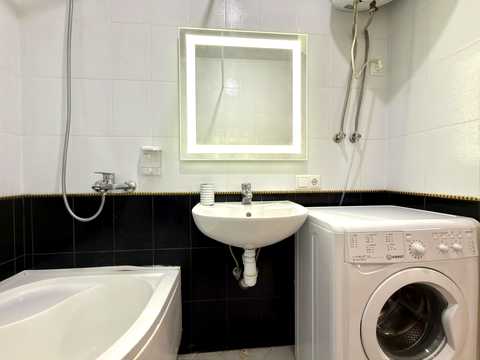 квартира за адресою Джерельна вул., 8