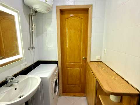 квартира за адресою Джерельна вул., 8