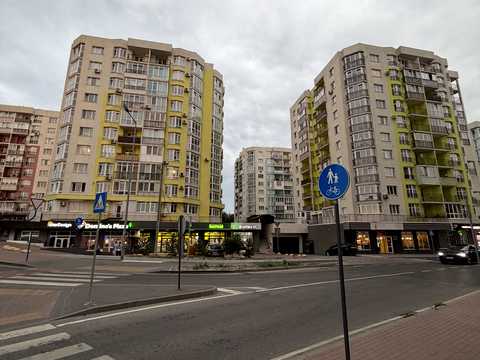 квартира за адресою Залізнична вул., 17