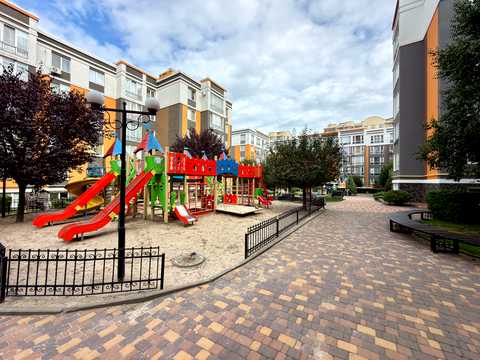 квартира за адресою Джерельна вул., 8