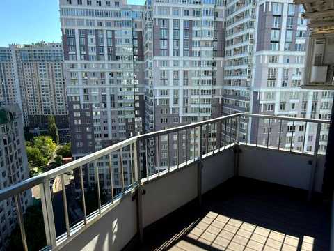 квартира за адресою Генуезька вул., 24д к4