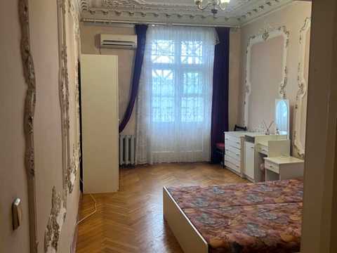квартира за адресою Ділова вул. (Димитрова), 6