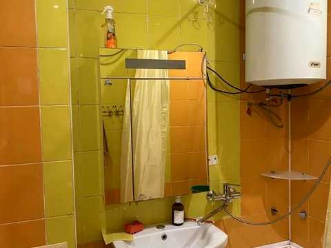 квартира за адресою Пирогівський Шлях вул. (Червонопрапорна), 42