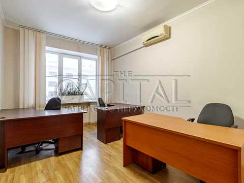 комерційна за адресою Київ, Шовковична вул., 7-А