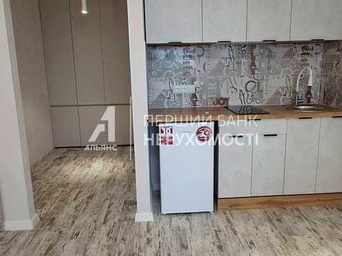 квартира за адресою Профсоюзна вул., 9-А