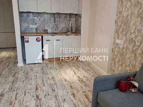 квартира за адресою Профсоюзна вул., 9-А