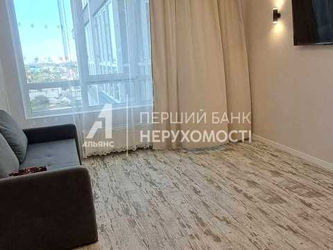 квартира за адресою Профсоюзна вул., 9-А