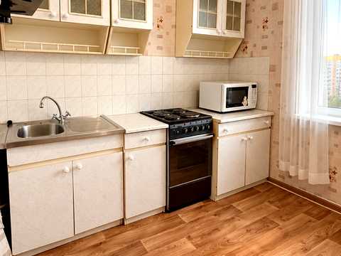 квартира за адресою Радунська вул., 42/10