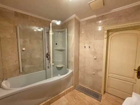 квартира за адресою Королеви Єлизавети ІІ вул. (Глинки), 2