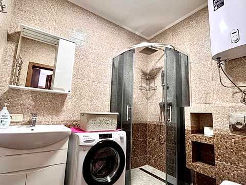 квартира по адресу Ревуцкого ул., 40-В