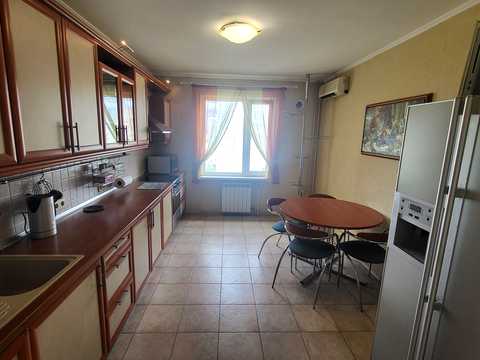 квартира по адресу Миколы Бажана просп., 36