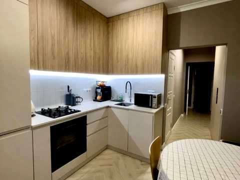 квартира за адресою Євгена Коновальця вул. (Щорса), 7-9