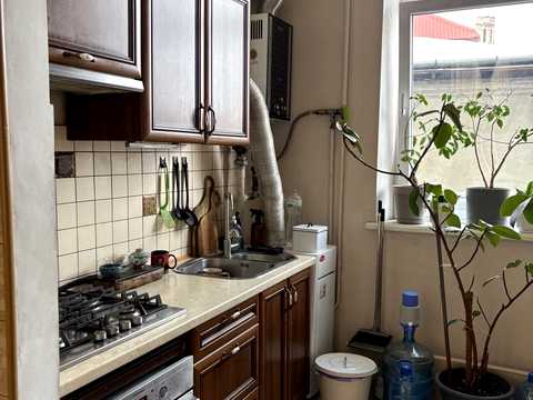 квартира за адресою Львів, Леоніда Глібова вул., 10