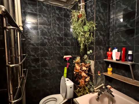 квартира за адресою Автозаводська вул., 38