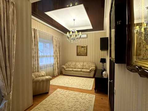 будинок за адресою Дніпро, Вишнева вул., 1