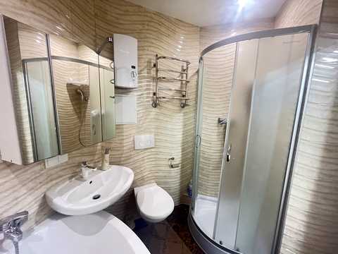 квартира по адресу Ревуцкого ул., 9