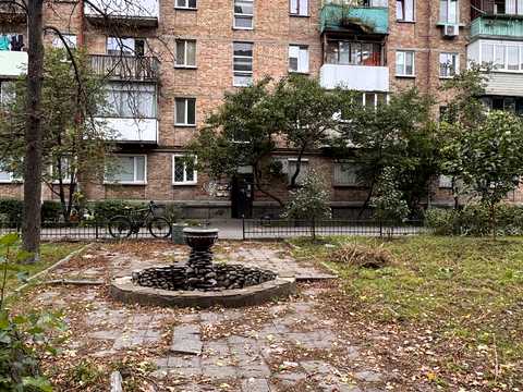 квартира за адресою Київ, Салютна вул., 9