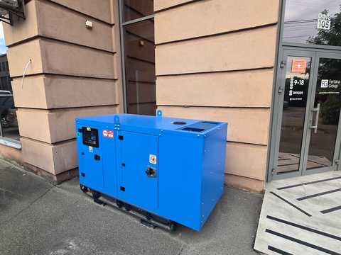 комерційна за адресою Петропавлівська вул., 50-Б