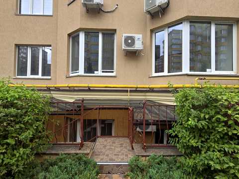 коммерческая по адресу Андрія Малишка ул. (Льва Толстого), 81