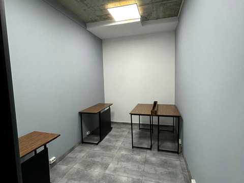 коммерческая по адресу Георгія Тороповського ул. (Івана Дубового), 2