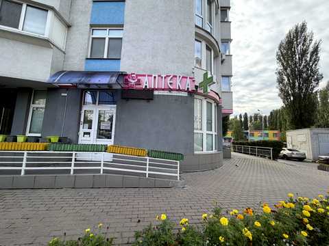 коммерческая по адресу Ревуцкого ул., 7-В