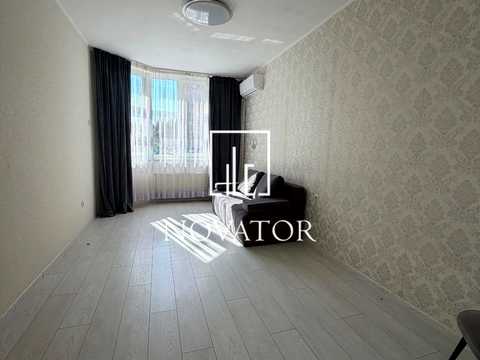 квартира за адресою Братська вул., 12
