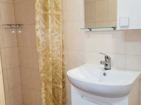 квартира за адресою Прикордонна вул., 4