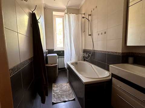 квартира за адресою Загорівська вул. (Багговутівська), 4
