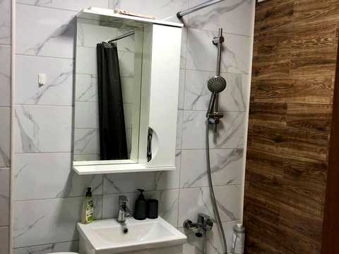 квартира за адресою Наукова вул., 76