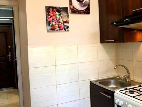 квартира за адресою Наукова вул., 76
