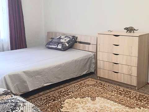 квартира за адресою Космонавтів вул., 98