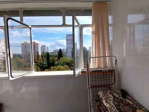 квартира за адресою Леся Курбаса просп., 10-Б