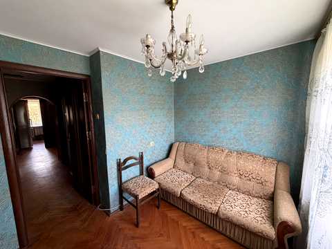 квартира за адресою Тролейбусна вул., 19-А