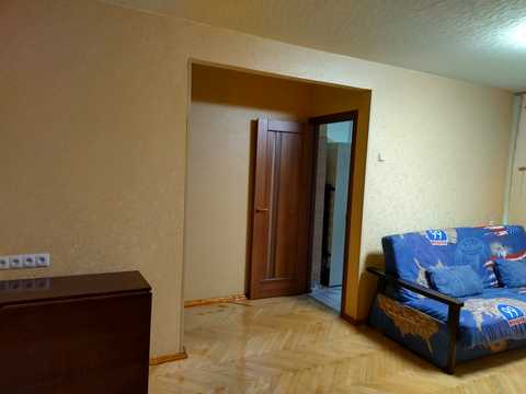 квартира за адресою Київ, Любомира Гузара просп. (Космонавта Комарова), 4-А