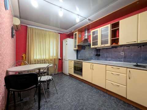 квартира за адресою Академіка Корольова вул., 26а