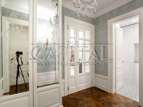 квартира за адресою Панаса Мирного вул., 12