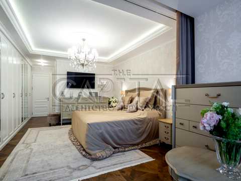 квартира за адресою Панаса Мирного вул., 12