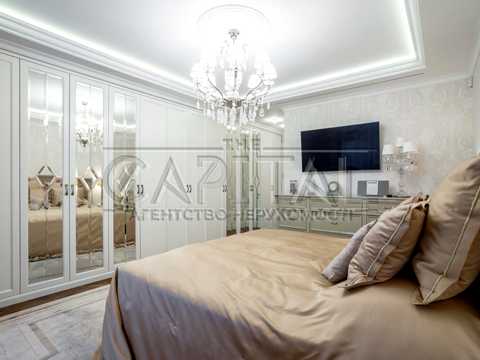 квартира за адресою Панаса Мирного вул., 12