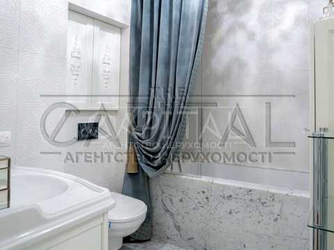 квартира за адресою Панаса Мирного вул., 12