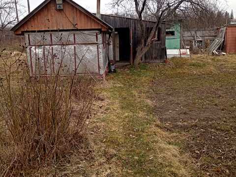 будинок за адресою Вишнева
