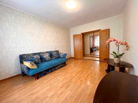 квартира за адресою Автозаводська вул., 43