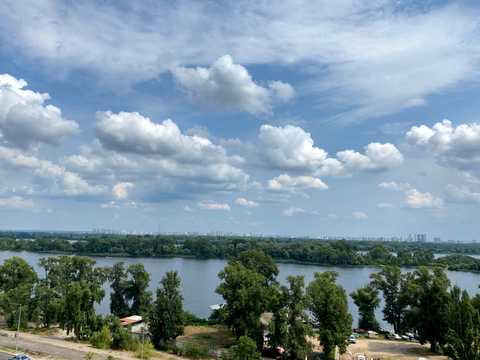 квартира за адресою Прирічна вул., 19