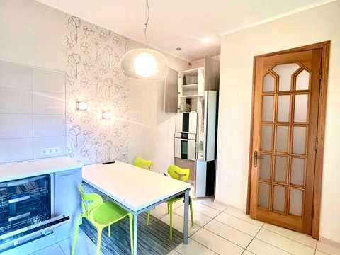квартира за адресою Мироносицька вул., 15