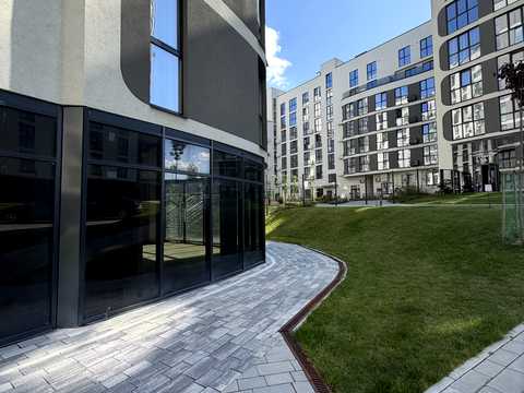 коммерческая по адресу Кульпарковская ул., 93к4