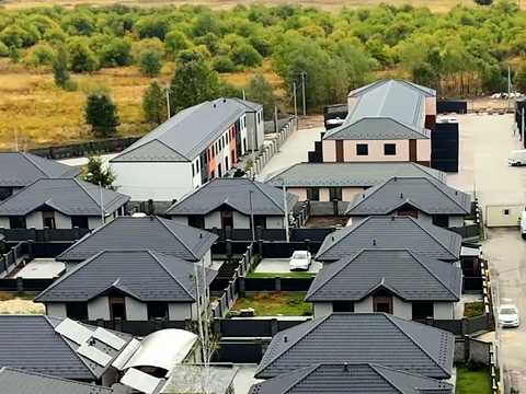 будинок за адресою Успішна