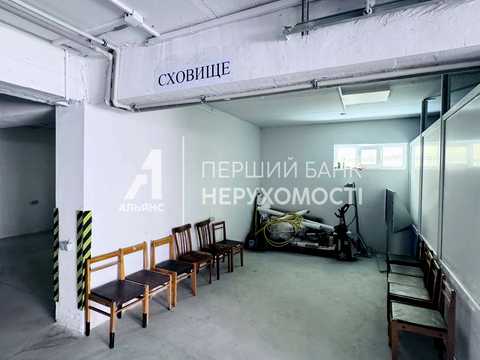 комерційна за адресою Одеса, Ромашкова вул., 102