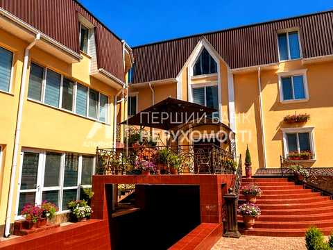 комерційна за адресою Одеса, Ромашкова вул., 102