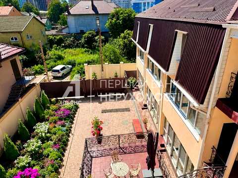 комерційна за адресою Одеса, Ромашкова вул., 102