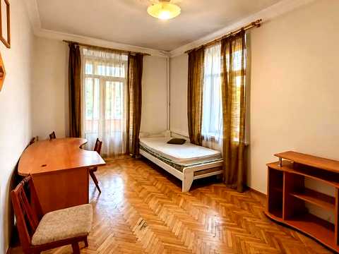 квартира за адресою Білоруська вул., 34